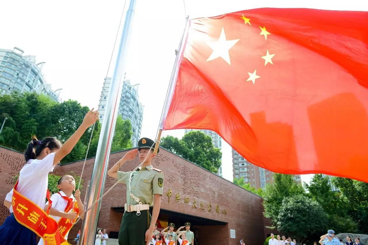 经常熬夜会不会影响健康？